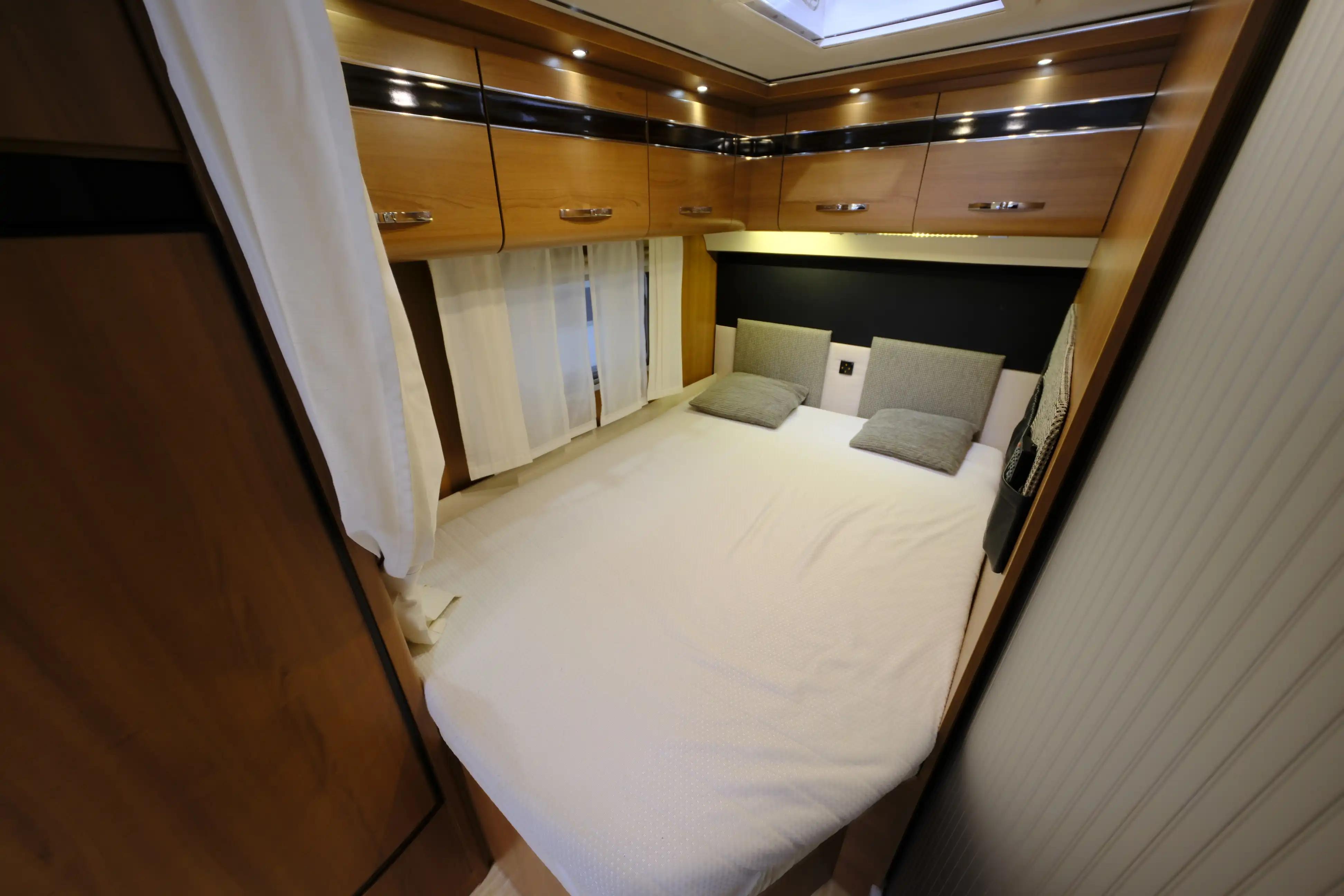 LMC Liberty Explorer I 665 G